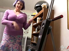 AgedLovE Big-titted British Mature Fucks Teenage Guy