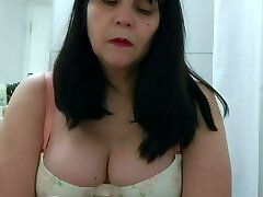 Mom view porno movies in toilet