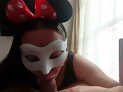 Unsuspecting Boss Gets A Good Oral From His Maid