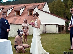 Good looking Andrea receives cum in throat & swallows it - HD