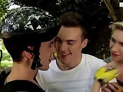 deliver this vignette 1