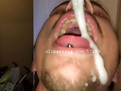 吐恋物癖-Errol随地吐痰