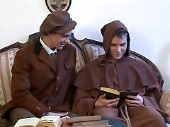 Meaty redhead bimbo fuck in the bathtub