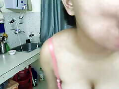 Newly married bhabi fucked by her devar in kitchen- Devar ne bhabi ke laakh mana karne pe bhi chod diya