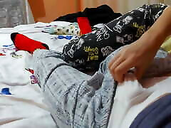 18 Year Old College Girl Fucked in Her Dorm Room!