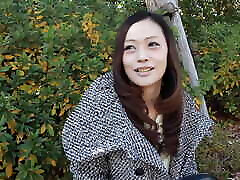 M610G01 A elfsusa online mature woman who seems to be sexless for several years is separated from home.