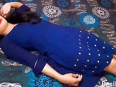 Shaved Pussy Indian Bhabhi Preeti
