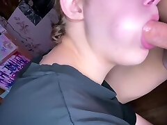 Shkolnica Blondinka Reshilas Sdelat Glubokii hot shemale girl sex Svoemu Novomu Drugu