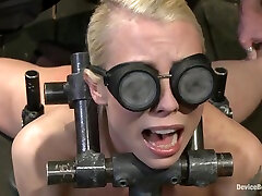 30 Device Split With Lorelei Lee