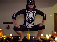 Submissive Skeleton