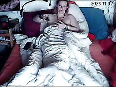 gefangen milf masterbating auf cam