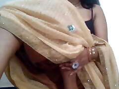 Pussy pamping and dance
