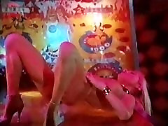 PINBALL WIZARD - fast sex fas 70s striptease blonde heels PINBALL WIZARD - fast sex fas 70s striptease blonde heels