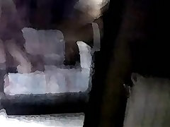 escucha como grita la putita de mi mujer
