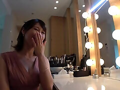 0002269 ３０代の日本女性がガンハメされるグラインド騎乗位人妻NTRのエロ合体