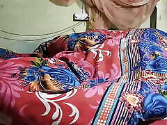 Bangali bhabhi purani love buy room ku bulaya