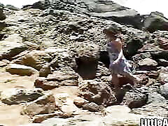 Little April Fingering Solo in rock island