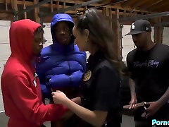 com amateur taman Police Officer Sucks - Eliza Ibarra