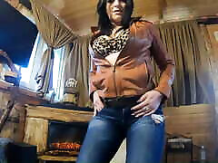 Beautiful Sugar Babe Tight Jeans Teasing with Mega Orgasm in Bathtub at Home While Smoking