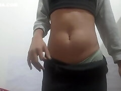 Hot qute malay Girl Masturbates
