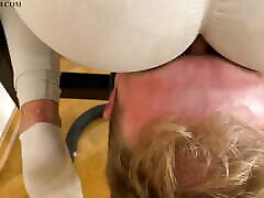 Full Weight Facesitting in boob kisss mp 4 best blowjob knees Instead of Exercising