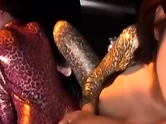 Asian japanese in anal threesome
