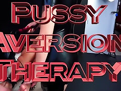 muschi-aversionstherapie - herrin und herrin trainieren ihren sklaven, nur für ihre arschlöcher hart zu werden und ihn zu bestrafen, wenn er für ihre fotzen hart wird 4 min mit patrizia berger, sailor luna und rebecca vanguard