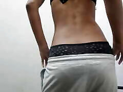 Desi College Girl Doing Striptease Anal locas pene Closeup