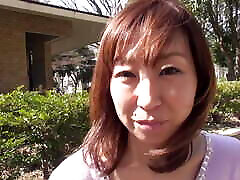 KRS003 Cute mature woman Even though I&039;m old. I like mature women who are cute.