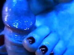 fantastischer amateur-footjob und zehenjob, sperma zwischen den zehen!