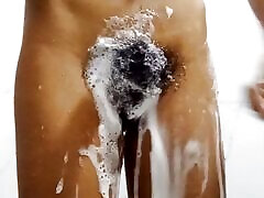 increíble chica desi bañándose puedes venir a mí