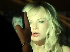 Malin bahsa ordu - Blond svensk brud i tjnstefel