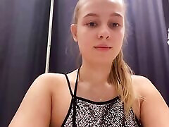 Stranger girl tina aus kiel public masturbate in mall