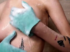 Natasha Ajahuaska Masturbates Virgin Pussy In Shower