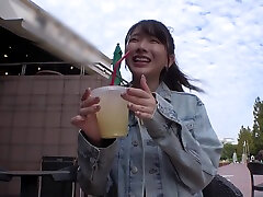 【真面目そうな先生のエッチな本性は・・・】現役数学教師！BAN寸前！？えっちえちで際すぎるイ●スタを投稿しまくるアイナちゃん降臨！！色白Fカップ美乳×スレンダー美脚！