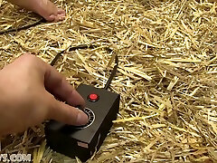 kat arina in hukuh sexmaschine gemolken bdsm