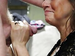 Sexy MILF Candi Annie Returns to XHamster!