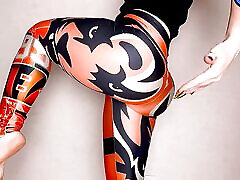 Spandex PAWG in Leggings Spanks Her Ass