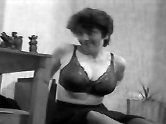 CBT big tits classic massge hiiden camre vintage 50&039;s black&white nodol7 CBT big tits classic massge hiiden camre vintage 50&039;s black&white nodol7
