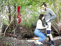 Couple finds a spot in the woods for a quickie with internal cumshot!????