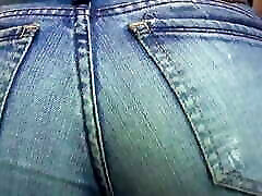 dicke titten latina in engen jeans strippen