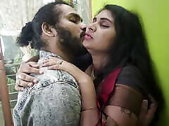 Saree romance part 1 Long lip lock, Vaishnavy and Sharun Raj beautiful girl xxvideo hd saree long lip lock romance, Mallu couple milf hunter go fish kiss romance