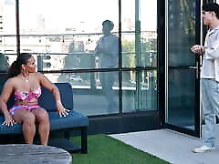 milf bringt teenager kerl bei, wie man eine schlampe fickt!!! labelladiablax & sunny bunny werden vollgewichst!