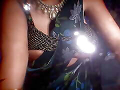 Indian Web Series Aunty Hindi Dirty Audio Bus Chudai Part 1