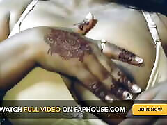 Hot Sexy Desi Girl Suck Boobs Show Nipple Rubing.