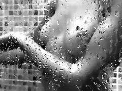 Exhibitionist in the jillian jansn - Italian girlfriend in shower