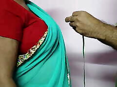 femme au foyer indienne bengali boudi nue par tailleur
