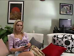 blonde taylor tilden obtient jizzed après une livre dure gay thug orgy one bottom le sileepig sex