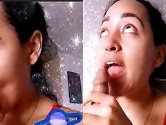 sexy latina macht make-up-tutorial, in dem sie joi macht, um dir beizubringen, wie man eier und einen leckeren penis lutscht