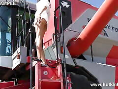 Hot Body Farmer Hotkinkyjo Fuck Huge Dildo From Mrhankey & Anal Prolapse at Harvester